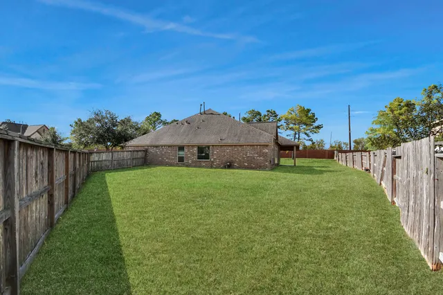 $2,600 | 2429 Lost Bridge Lane, Pearland, TX 77584
