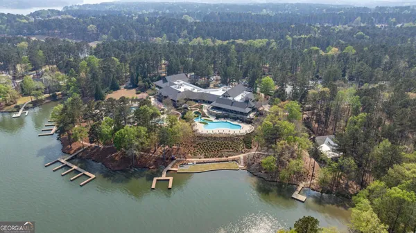 $975,000 | 1040 E Tailwater, Greensboro, GA 30642