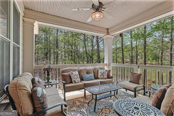 $975,000 | 1040 E Tailwater, Greensboro, GA 30642