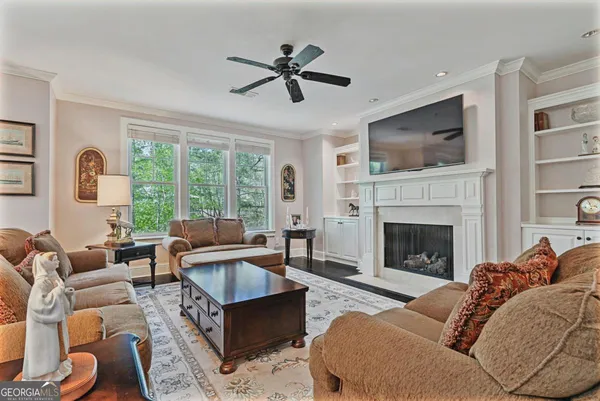 $975,000 | 1040 E Tailwater, Greensboro, GA 30642