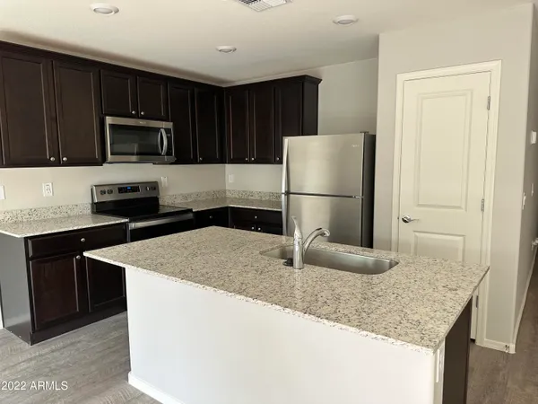 $1,695 | 495 West Geib Avenue, Florence, AZ 85132