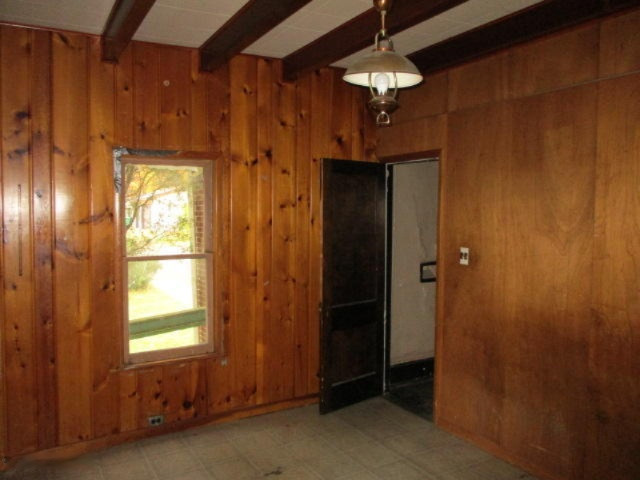 121 West Sherwood Street Decatur, MI 49045 - Photo 8 of 31 IMG_5142