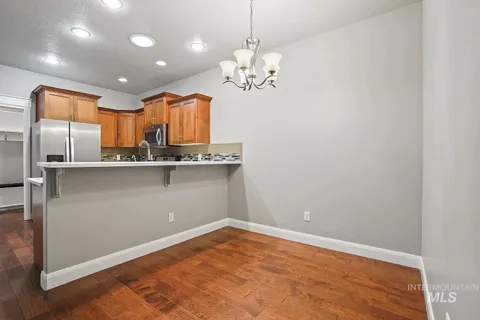 $389,900 | 2082 West Pine Avenue, Meridian, ID 83642