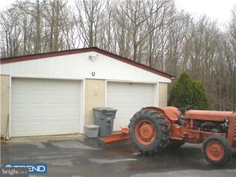 542 Alloway-Woodstown Road Mannington, NJ 08098 - Photo 11 of 12 Garage