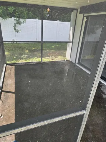 $2,000 | 9710 Whistler Court, Tampa, FL 33615