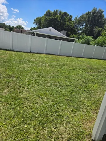 $2,000 | 9710 Whistler Court, Tampa, FL 33615