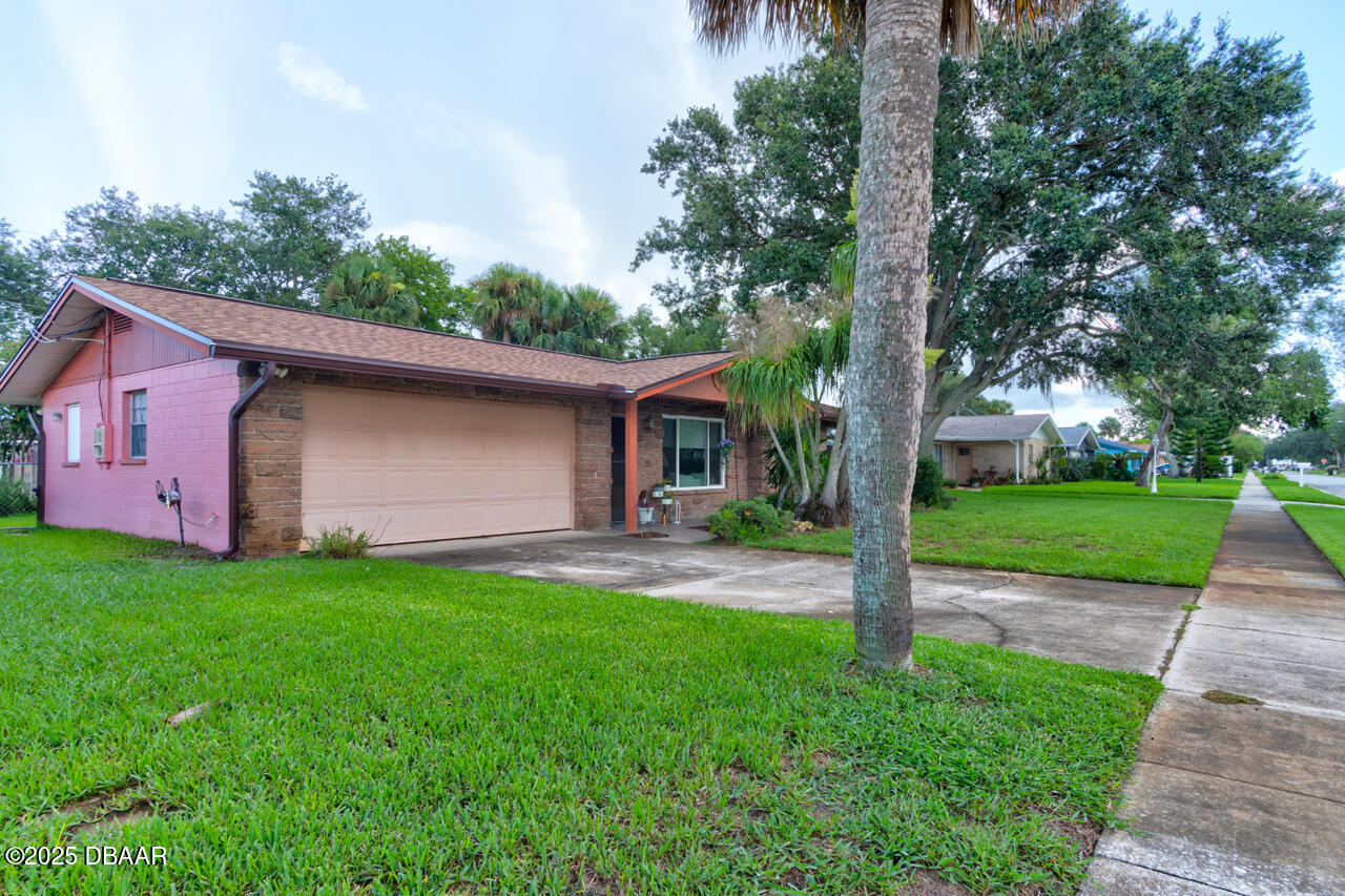 1305 Mardrake Road Daytona Beach, FL 32114 - Photo 3 of 28 5-1305-Mardrake-Rd-3