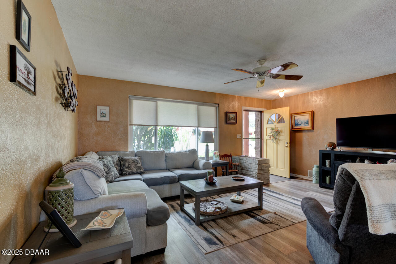 1305 Mardrake Road Daytona Beach, FL 32114 - Photo 7 of 28 7-1305-Mardrake-Rd-15