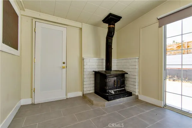 $2,390 | 61495 La Jolla Drive, Joshua Tree, CA 92252