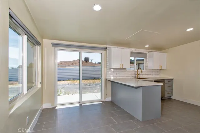 $2,390 | 61495 La Jolla Drive, Joshua Tree, CA 92252