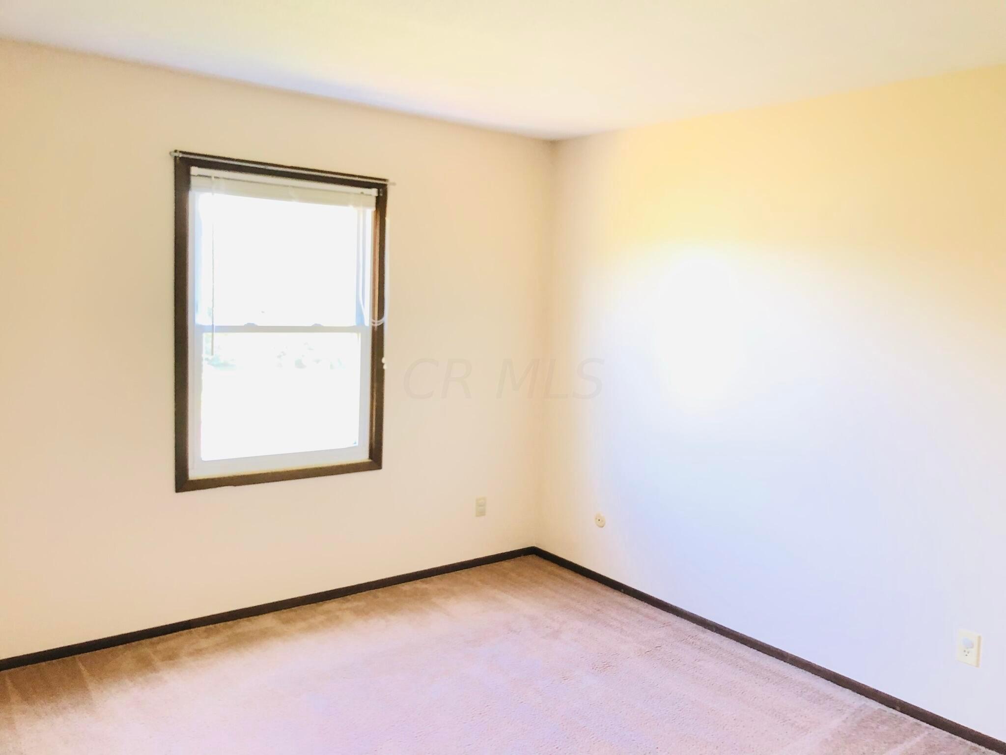 103 Price Road Newark, OH 43055 - Photo 13 of 21 Gallery Image 13