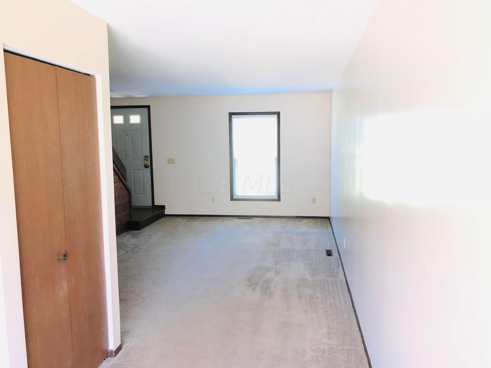 103 Price Road Newark, OH 43055 - Photo 6 of 21 Gallery Image 6