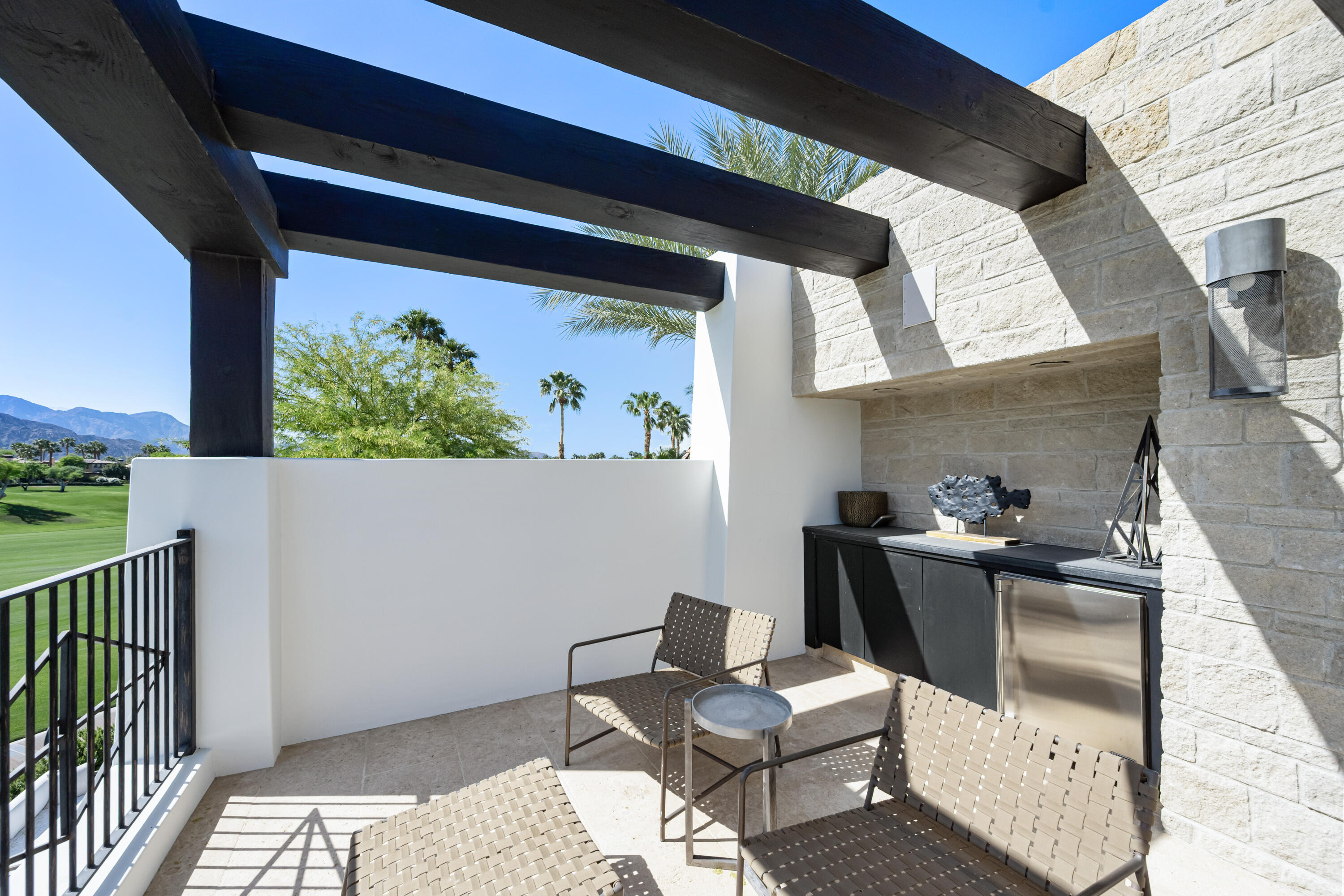 53615 Via Strada La Quinta, CA 92253 - Photo 36 of 52 a workspace with furniture and rug