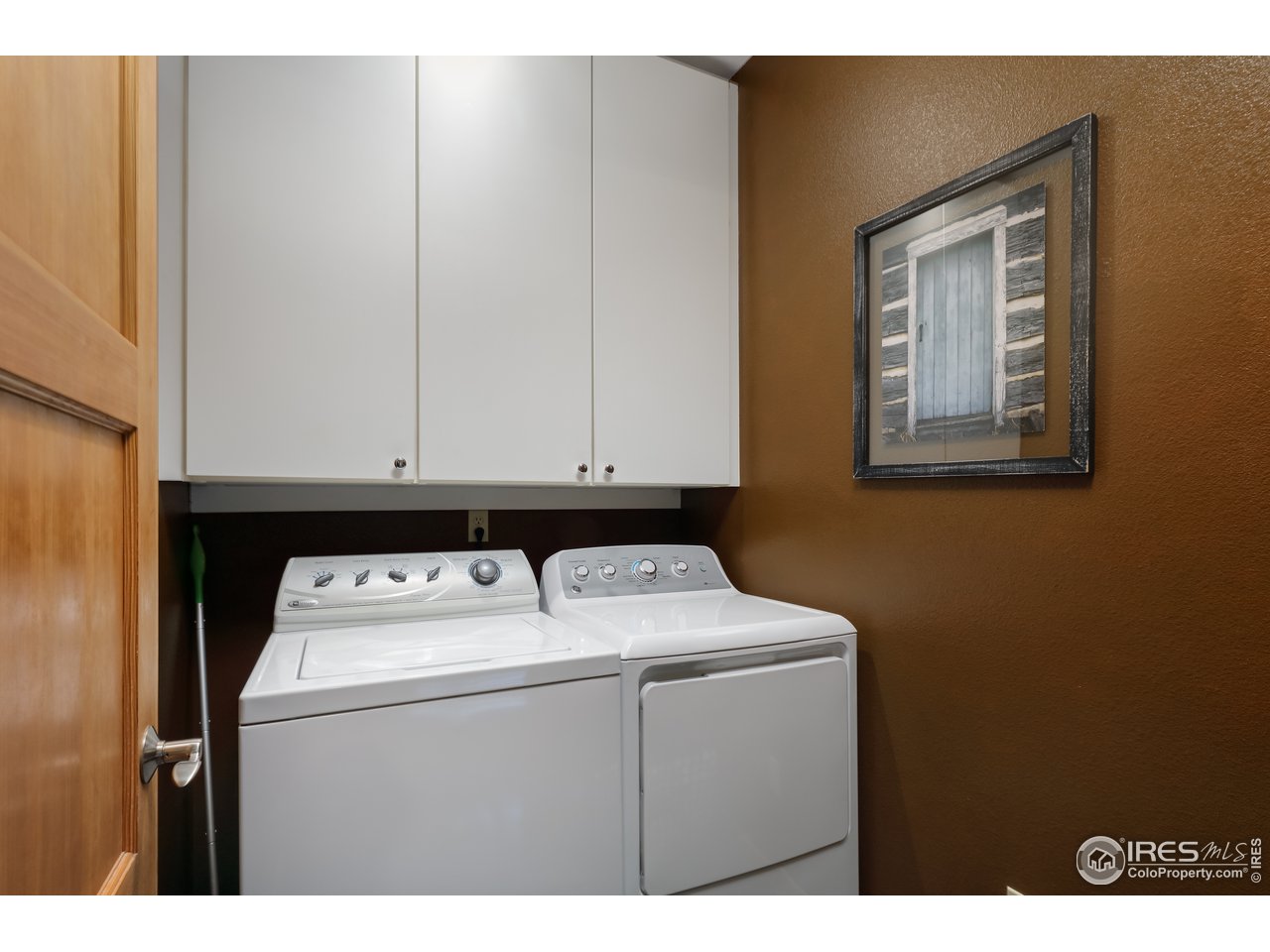 116 Ramona Road Golden, CO 80403 - Photo 21 of 40 a utility room with dryer and washer
