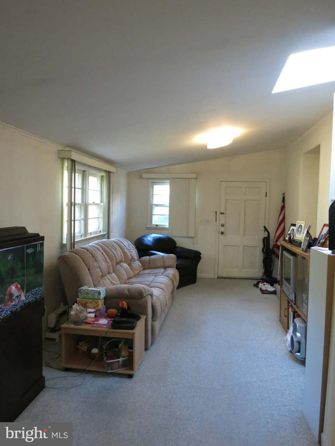 1003 Gabel Street Silver Spring, MD 20901 - Photo 14 of 17 Family Room