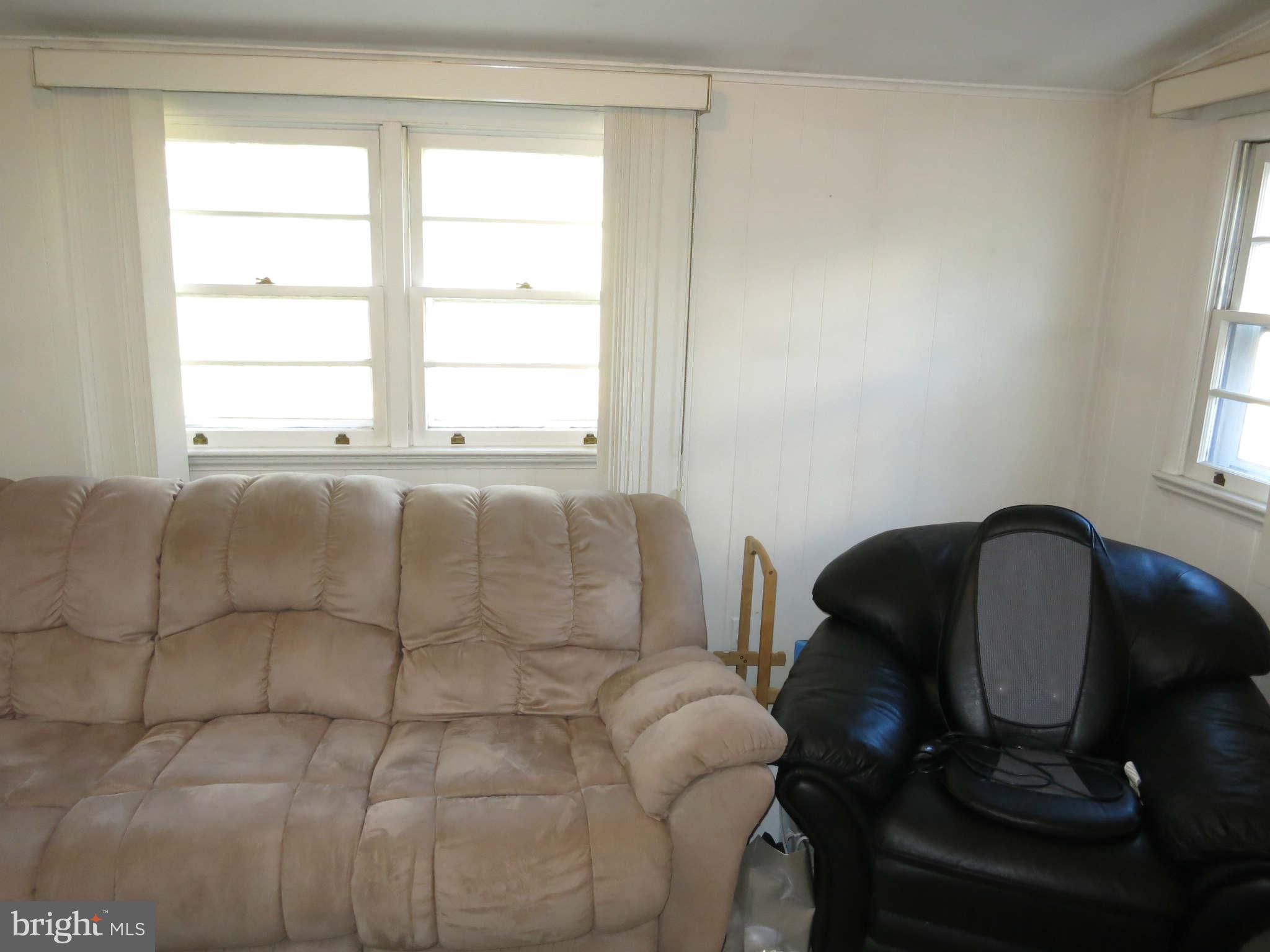 1003 Gabel Street Silver Spring, MD 20901 - Photo 8 of 17 Family Room