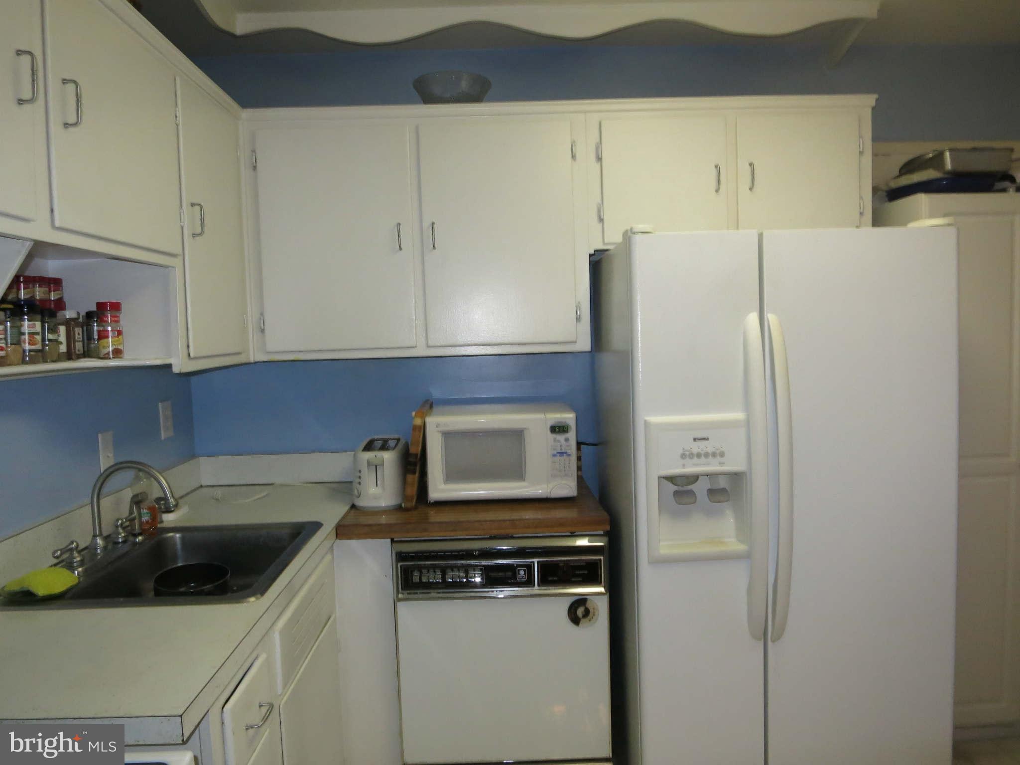 1003 Gabel Street Silver Spring, MD 20901 - Photo 10 of 17 Kitchen