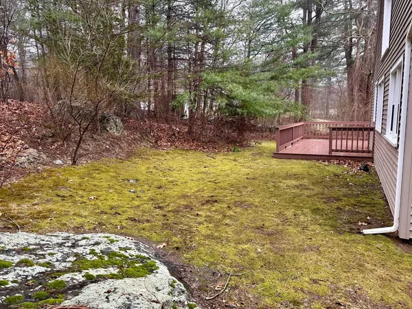 $2,100 | 28 Quisset Road, Unit B, Mendon, MA 01756