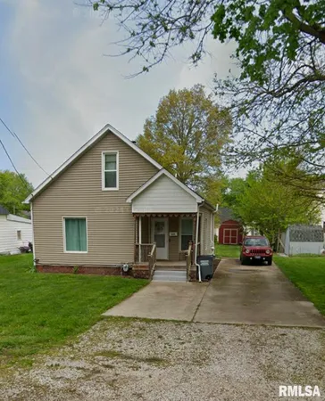 $99,500 | 608 West Van Buren Street, Auburn, IL 62615