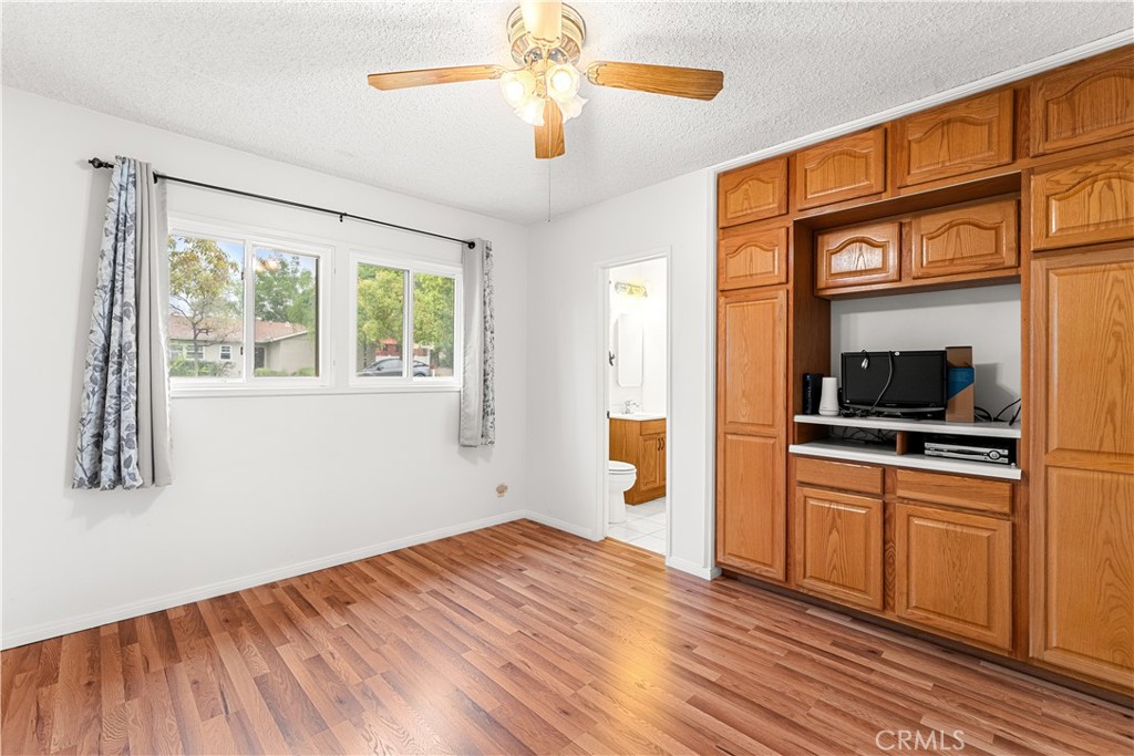 116 East Campus View Drive Riverside, CA 92507 - Photo 12 of 30