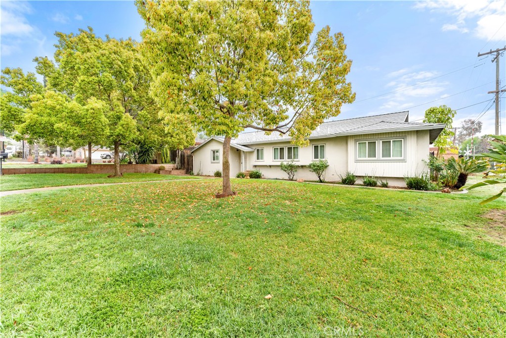 116 East Campus View Drive Riverside, CA 92507 - Photo 24 of 30