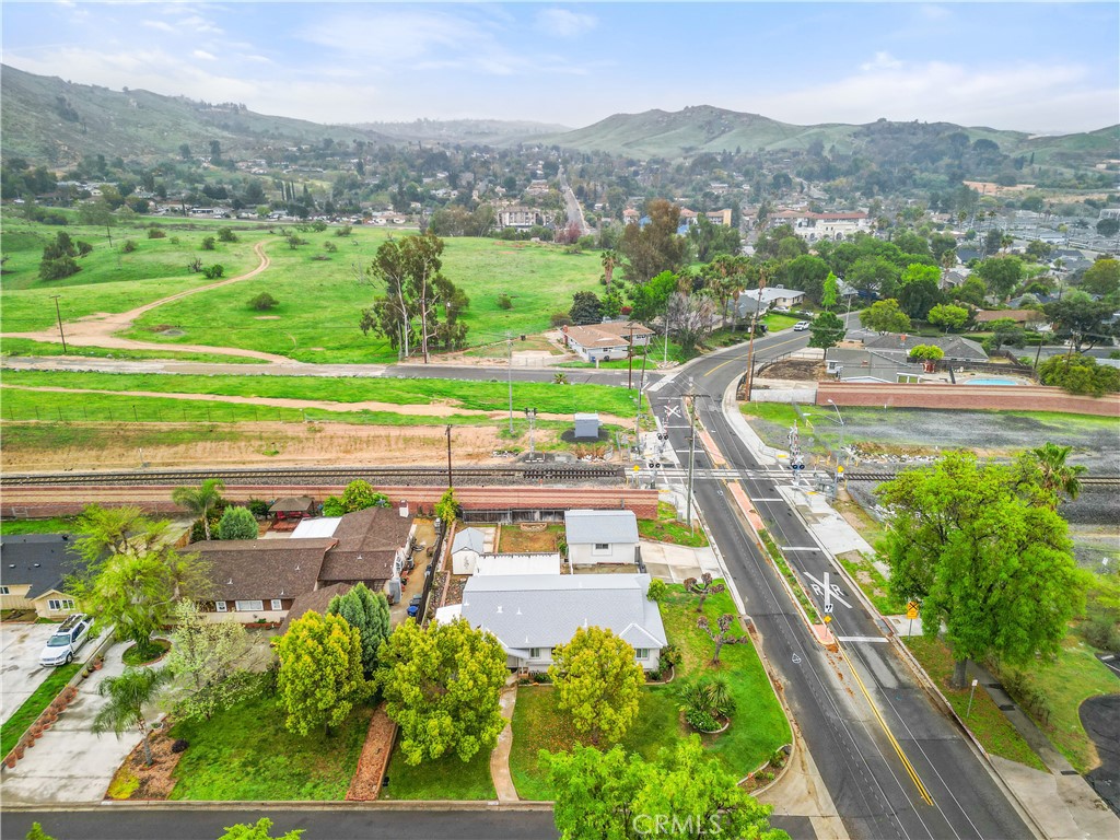 116 East Campus View Drive Riverside, CA 92507 - Photo 27 of 30