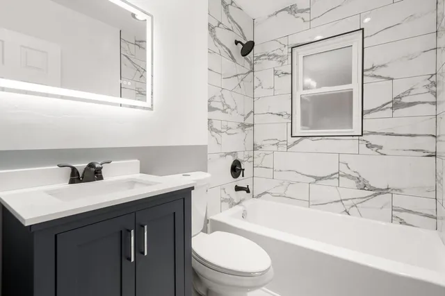 $259,900 | 125 Warren Street, Calumet City, IL 60409