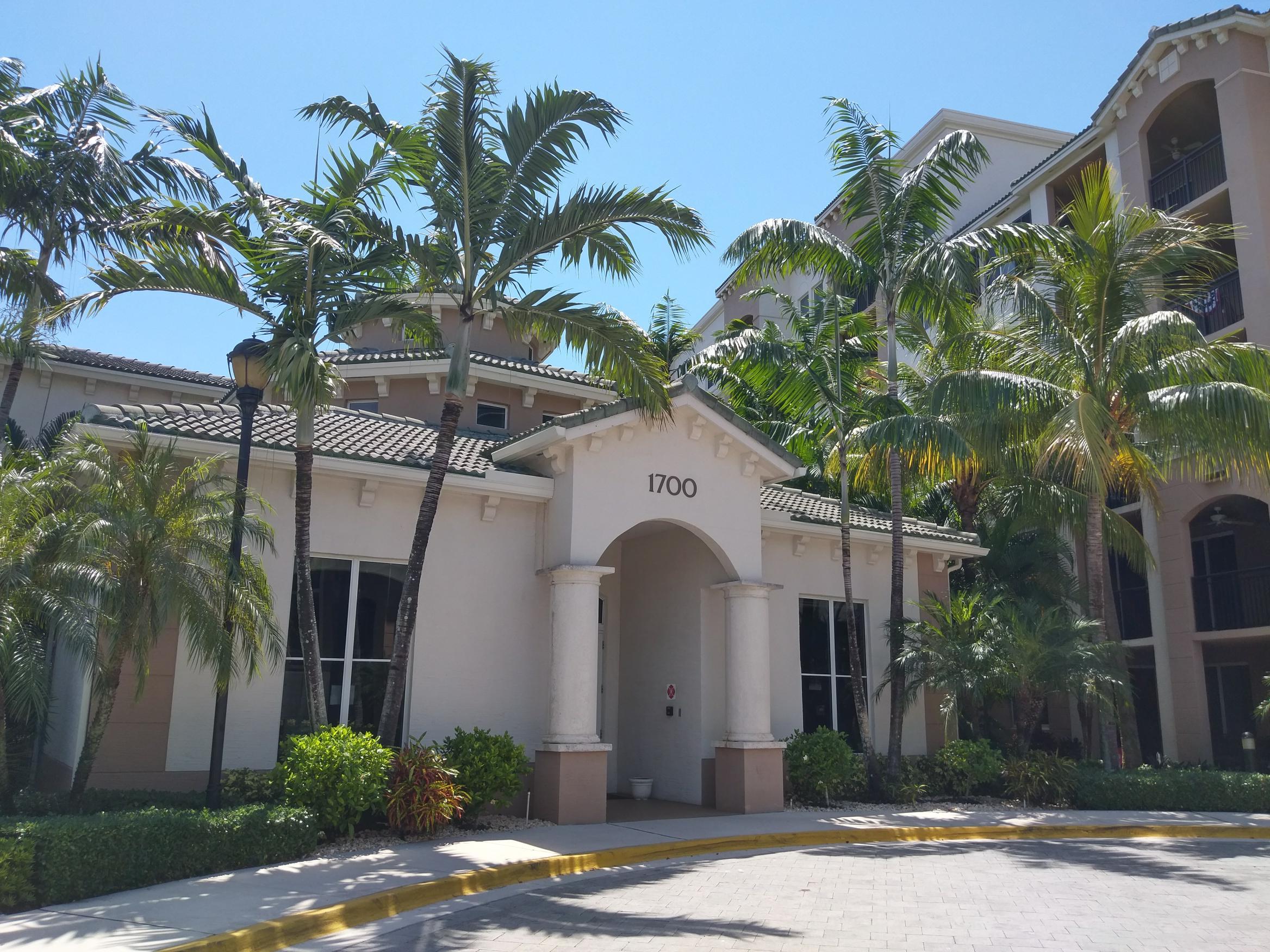1690 Renaissance Commons Boulevard, Unit 1315 Boynton Beach, FL 33426 - Photo 19 of 39 Clubhouse - front