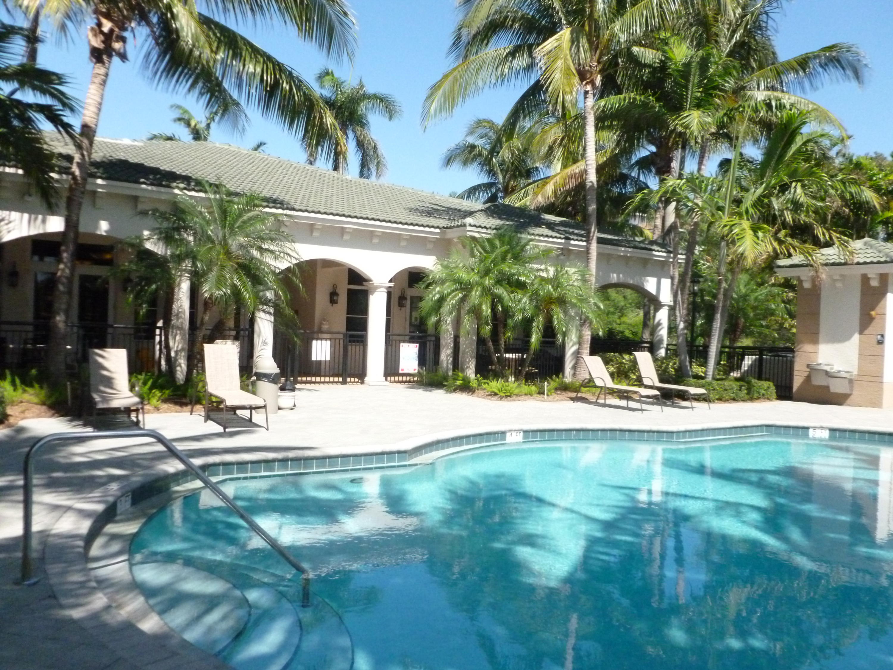 1690 Renaissance Commons Boulevard, Unit 1315 Boynton Beach, FL 33426 - Photo 23 of 39 Pool