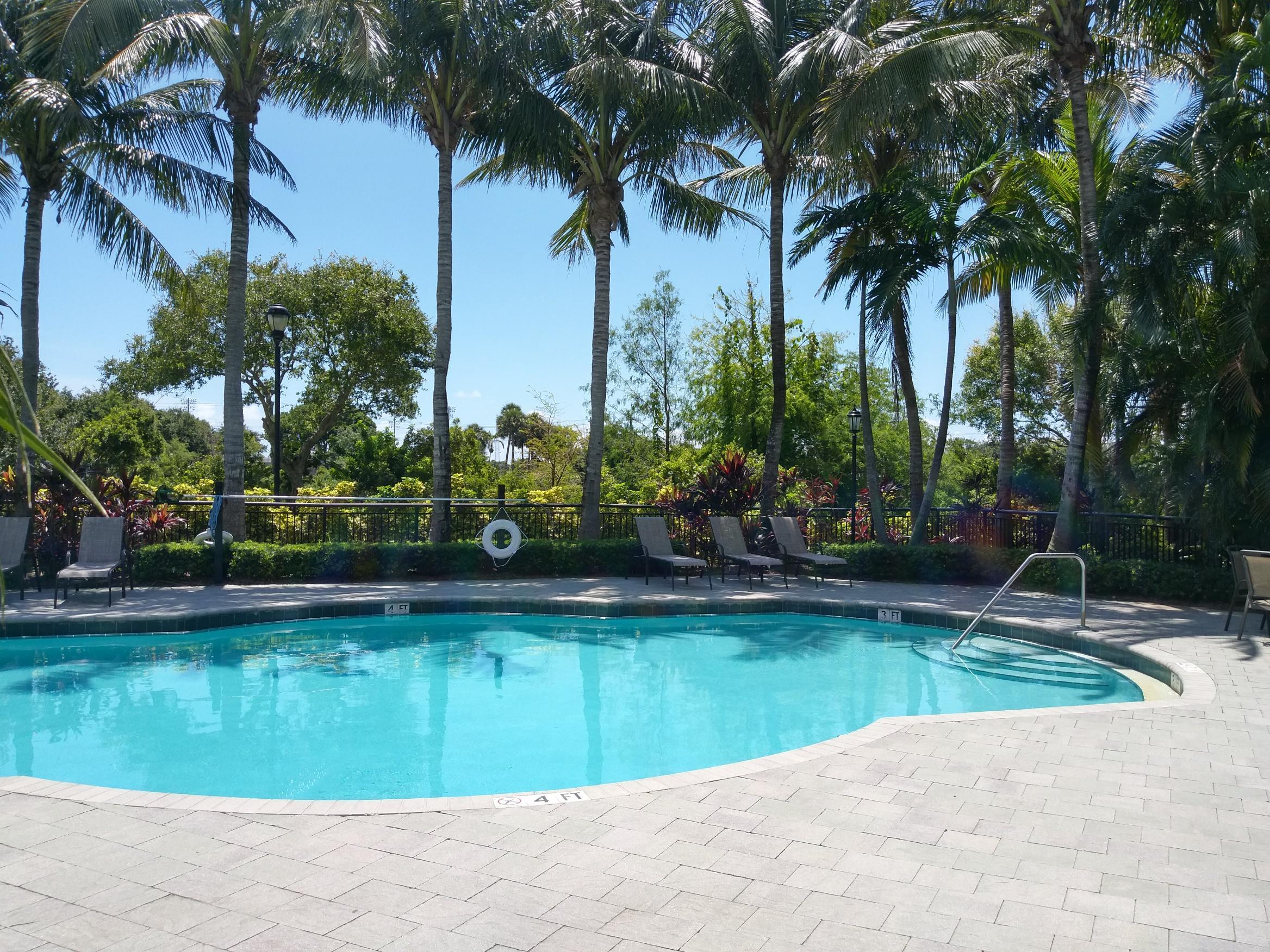 1690 Renaissance Commons Boulevard, Unit 1315 Boynton Beach, FL 33426 - Photo 24 of 39 Clubhouse - pool