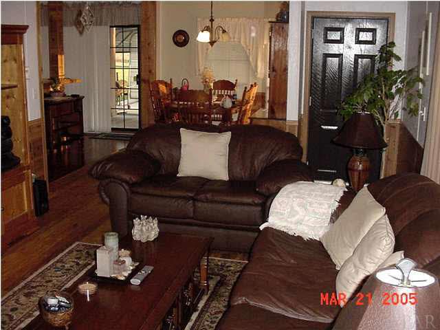 5500 Chestnut Road Molino, FL 32577 - Photo 6 of 10 Living room front entry
