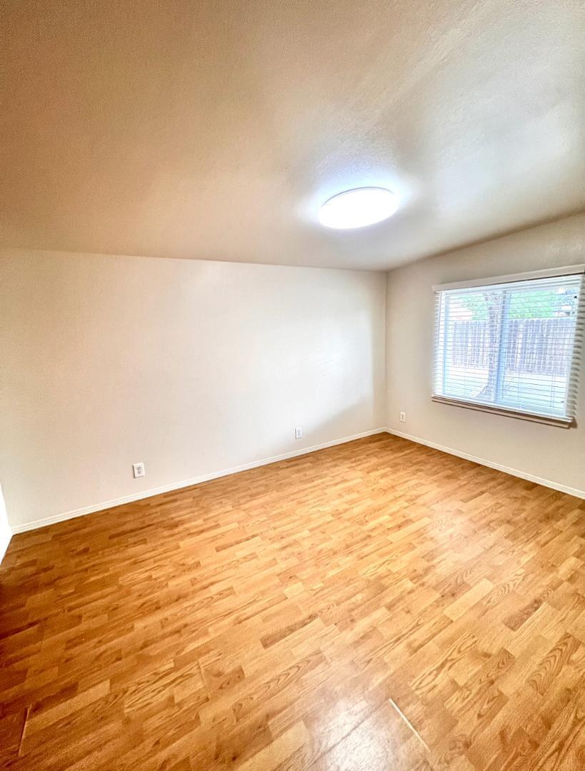 615 Candelaria Road Northwest Albuquerque, NM 87107 - Photo 16 of 22 Gallery Image 16