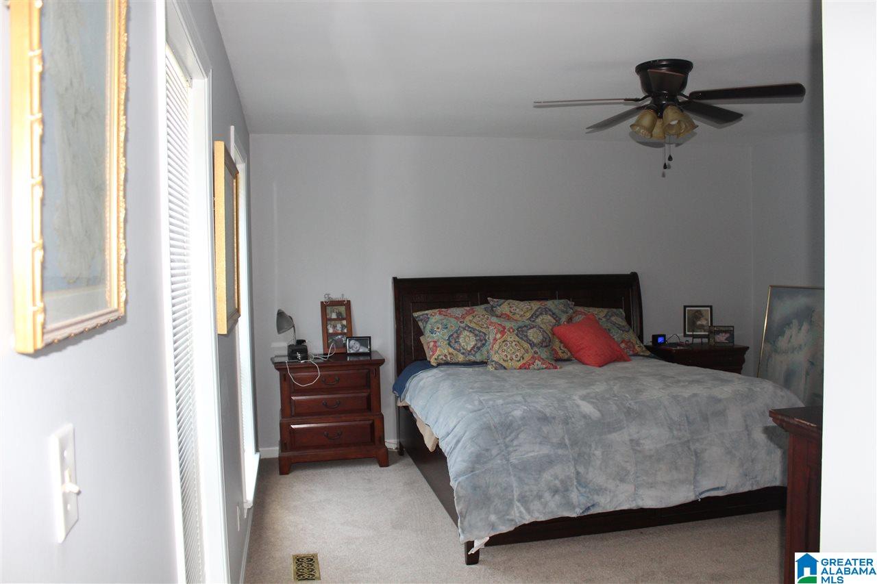 621 Valleyview Drive Pelham, AL 35124 - Photo 18 of 34
