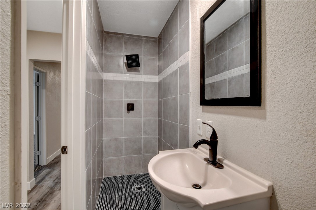 1445 Hawkwood Road Henderson, NV 89014 - Photo 40 of 50 Gallery Image 40