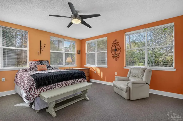 $300,000 | 7985 Mobile Highway, Pensacola, FL 32526