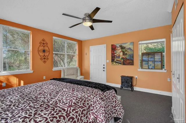 $300,000 | 7985 Mobile Highway, Pensacola, FL 32526