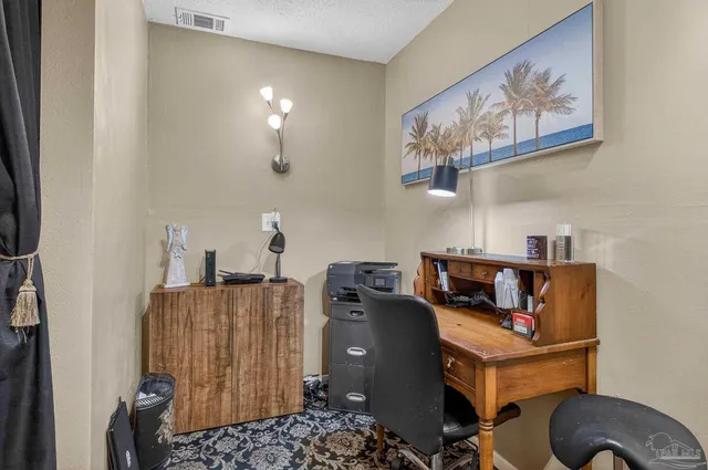 $300,000 | 7985 Mobile Highway, Pensacola, FL 32526