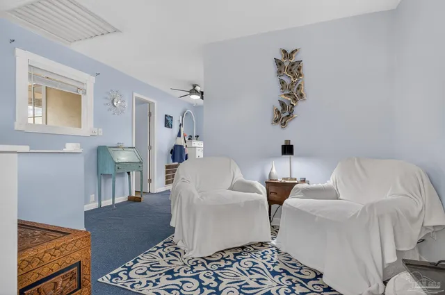 $300,000 | 7985 Mobile Highway, Pensacola, FL 32526