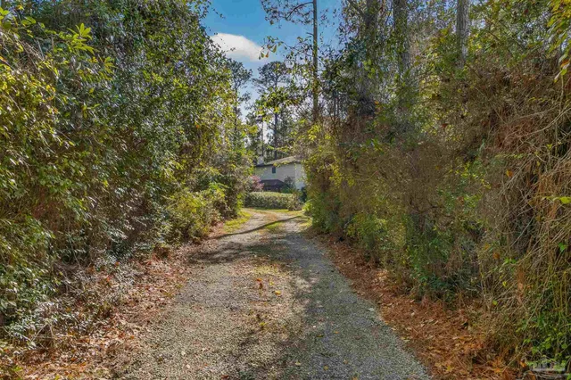 $300,000 | 7985 Mobile Highway, Pensacola, FL 32526