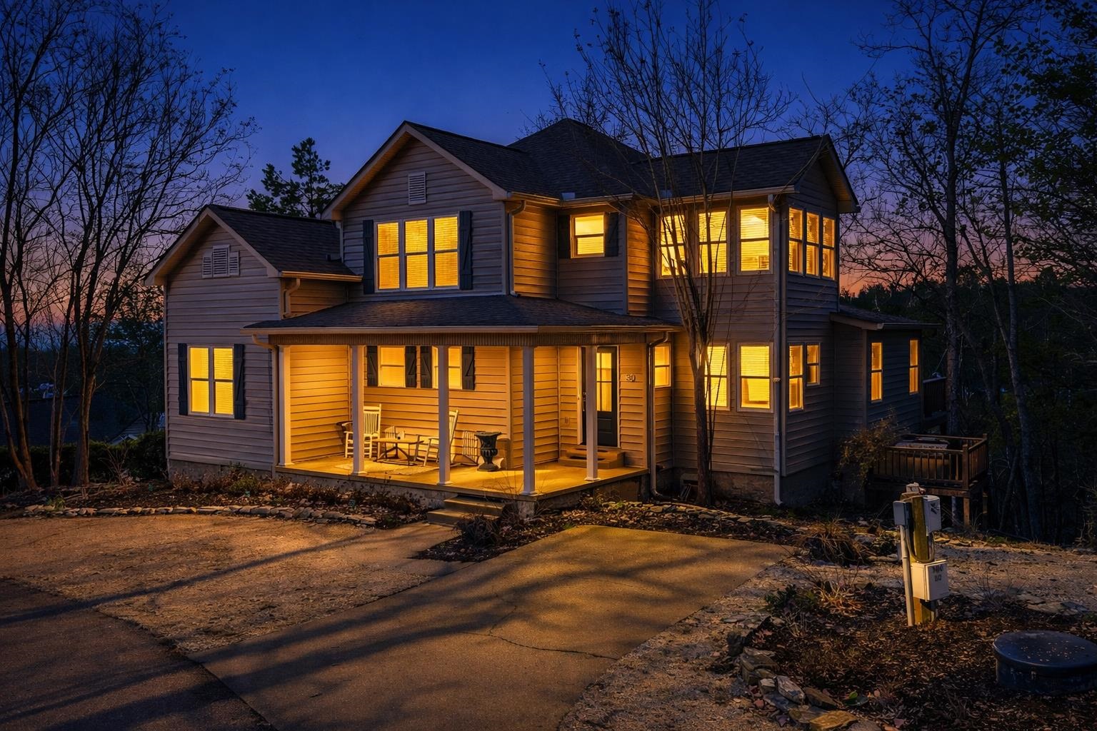 30 Point Grand Court Savannah, TN 38372 - Photo 24 of 40 a front view of a house