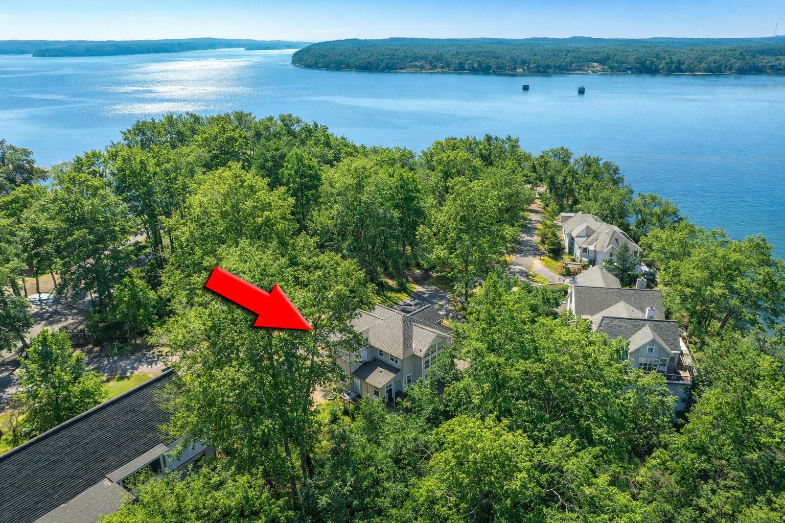 30 Point Grand Court Savannah, TN 38372 - Photo 3 of 40