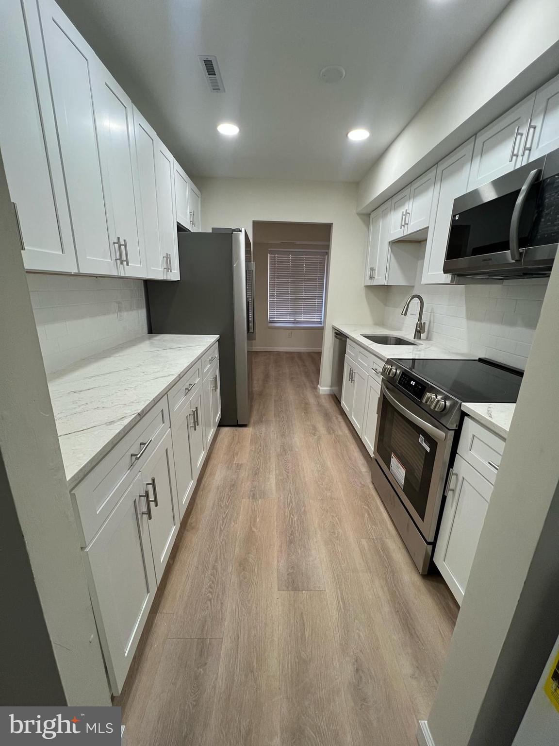 1403 Timber Creek Road, Unit 1403 Lindenwold, NJ 08021 - Photo 4 of 10