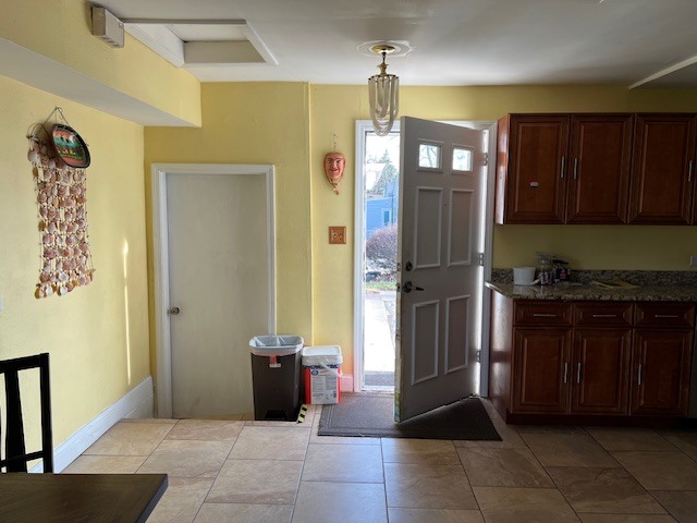 3121 North Wolf Road Melrose Park, IL 60164 - Photo 12 of 18