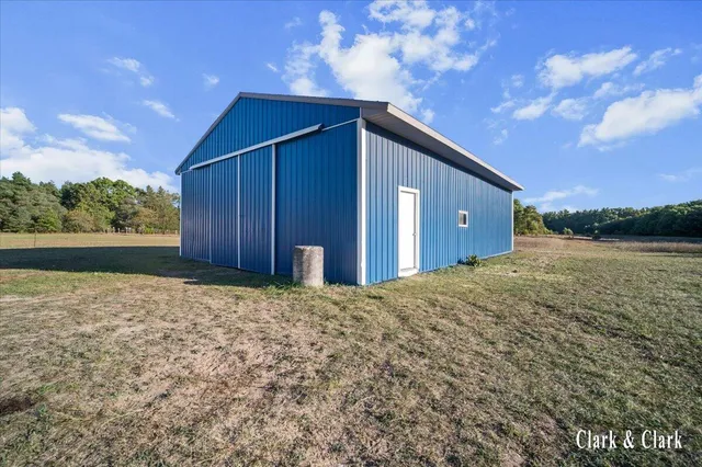 $380,000 | 3715 Skeels Road, Holton, MI 49425