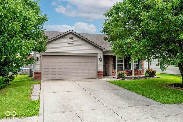 $320,000 | 1275 Constitution Drive, Indianapolis, IN 46234
