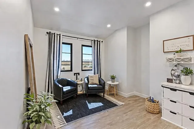 $518,000 | 242 County Road 304, Seminole, TX 79360