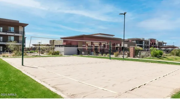 $1,985 | 3700 East Williams Field Road, Unit 2, Gilbert, AZ 85295