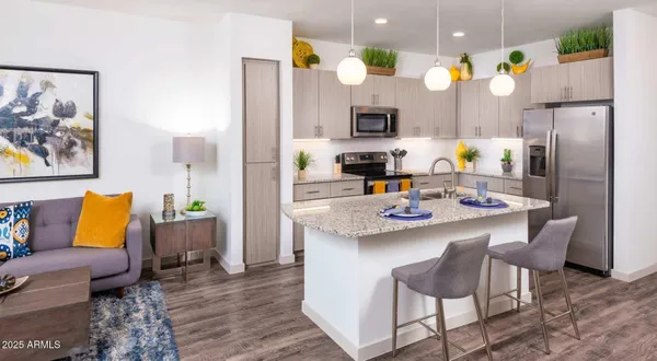 $1,985 | 3700 East Williams Field Road, Unit 2, Gilbert, AZ 85295
