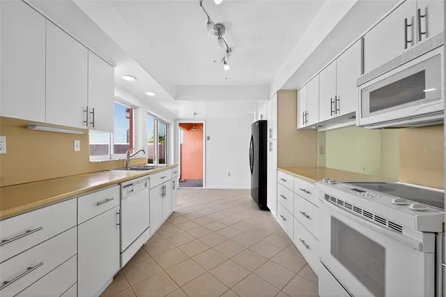 $675,000 | 11530 Southwest 83rd Terrace, Miami, FL 33173