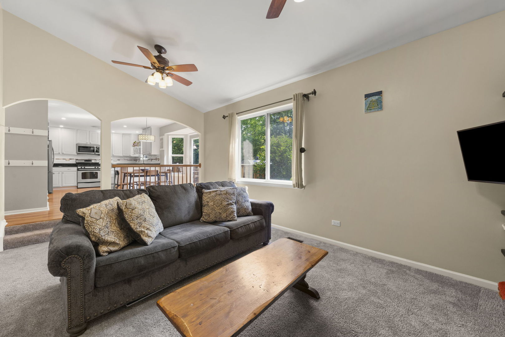 501 Anna Lane Romeoville, IL 60446 - Photo 10 of 25 Gallery Image 10